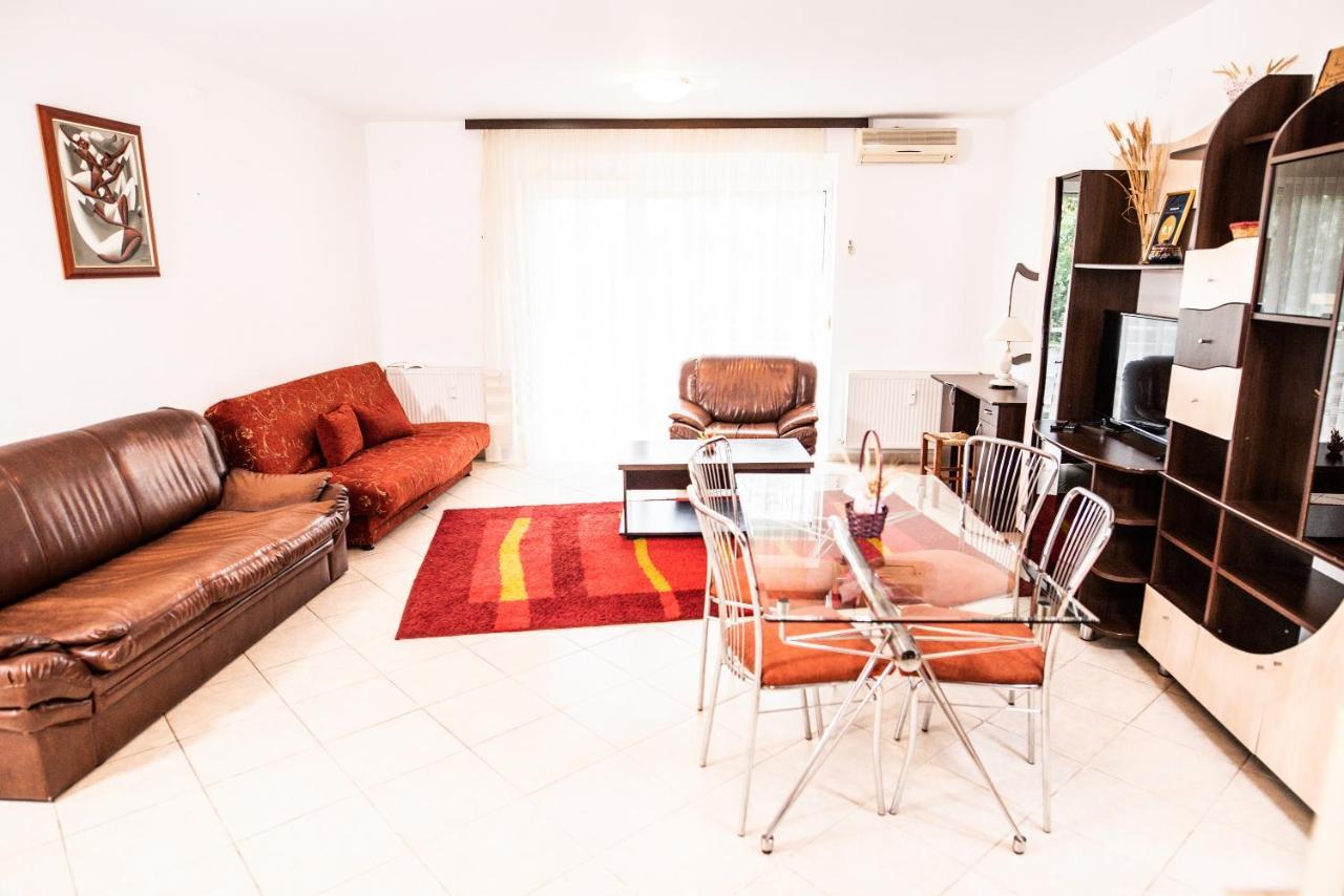 Club Onix Apartments Neptun Exterior foto